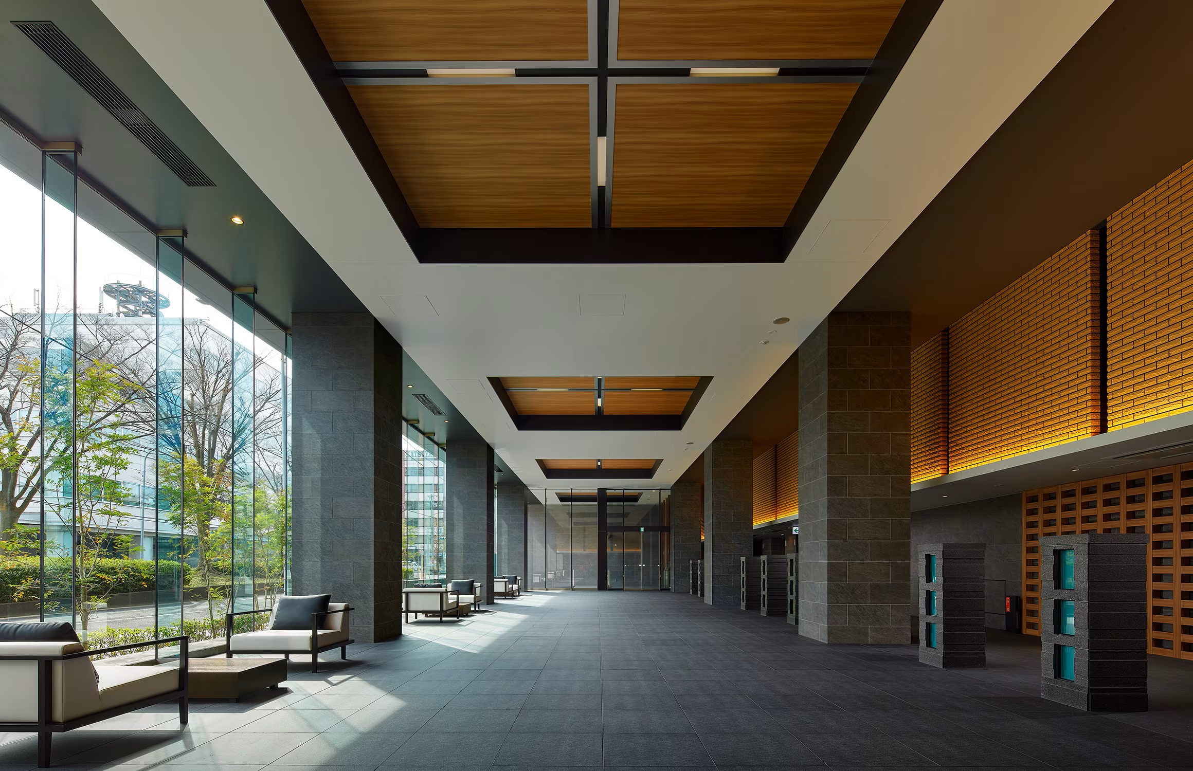 シティテラス上杉 仙臺レジデンス史に、その名を刻む。 優雅なる別世界へ、扉は開かれた。 心奥に、贅なる空間が語りかける