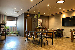 株式会社リノベスト