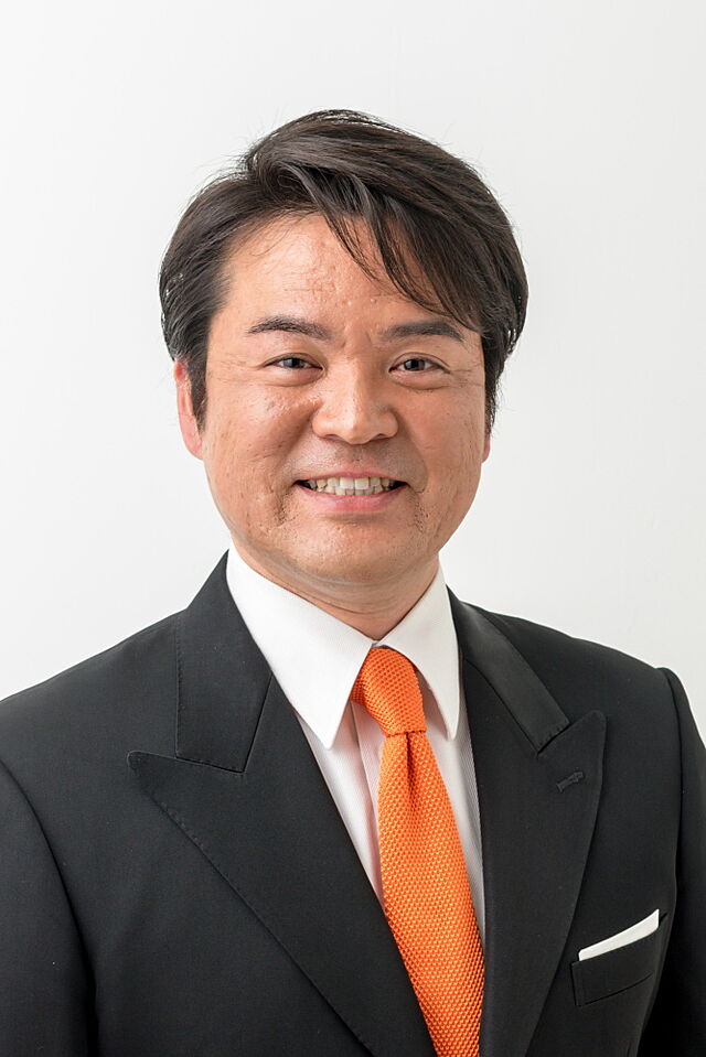 スタッフ