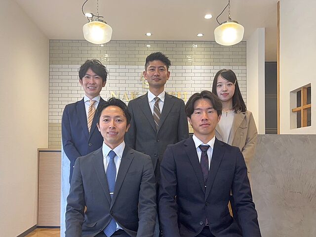 スタッフ
