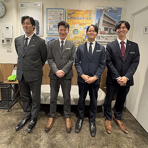 スタッフ