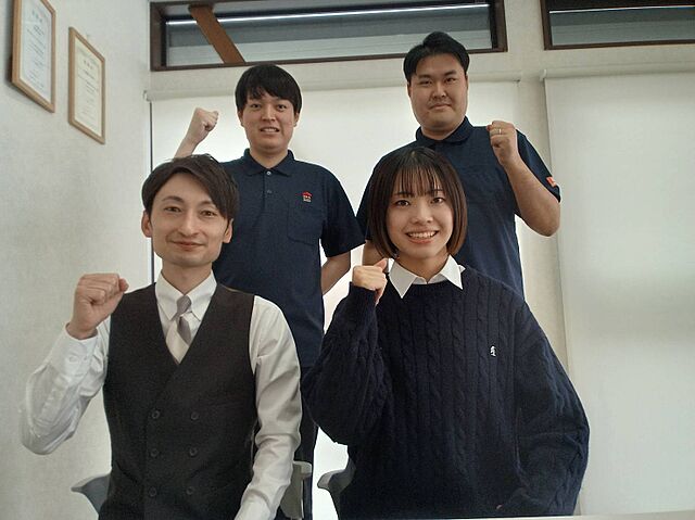 スタッフ