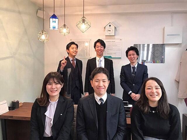スタッフ