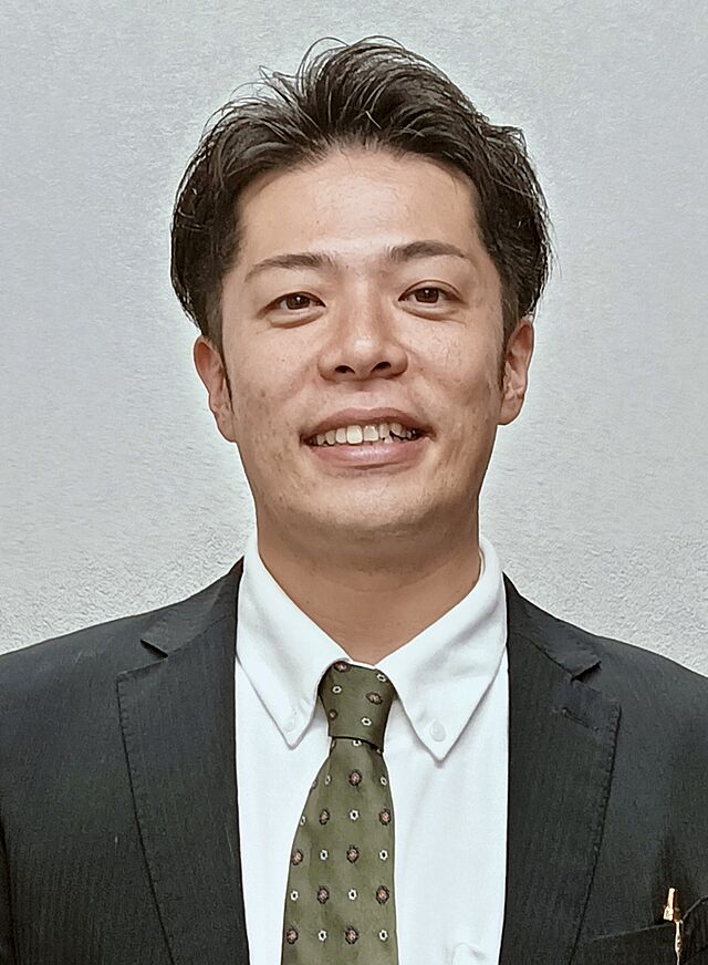 スタッフ