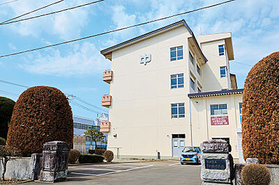 盛岡市立下小路中学校(通学指定校) 約620m