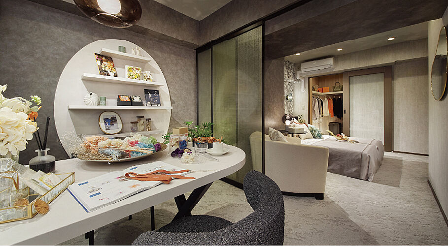 レーベン徳山 ONE LUXE 洋室