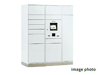 レーベン松山市駅ALBIO TOWER 宅配ボックス