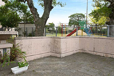 松江市立中央幼稚園 約770m(徒歩10分)