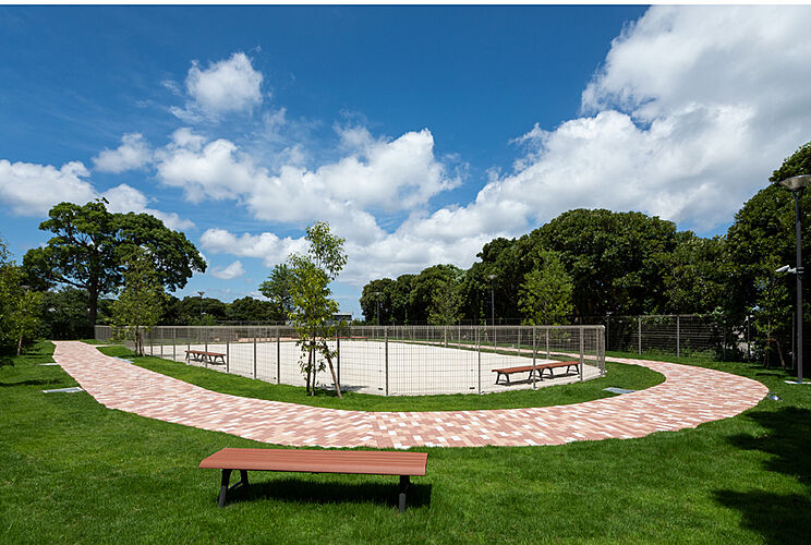 クレストレジデンス横浜 SKY VIEW SHIOMIDAI 居住者専用ドッグラン（竣工写真）