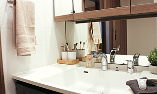 サンクレイドル京王八王子 子ども目線の腰部ミラー