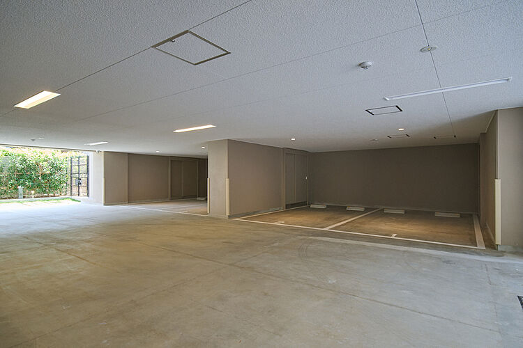 ワコーレ芦屋宮塚町 薫風の邸 駐車場