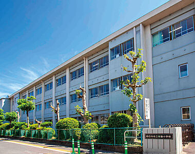 四日市市立常磐小学校 約430m(徒歩6分)