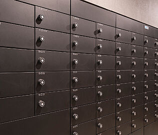 アルファステイツ桜通り十文字 宅配ボックス