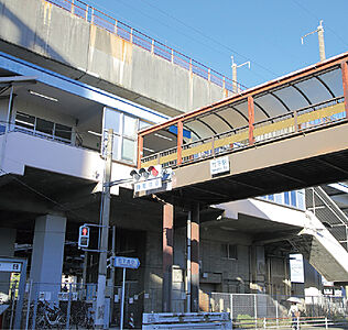 JR鹿児島本線「竹下」駅 約1,600m(自転車+徒歩8分)※1