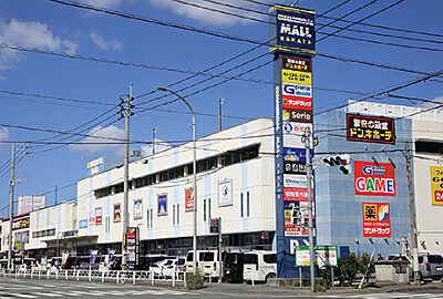 コマーシャルモール 博多 約1,020m(徒歩13分)