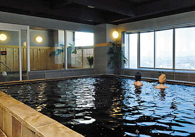 府中駅前天然温泉縄文の湯 (徒歩5分)