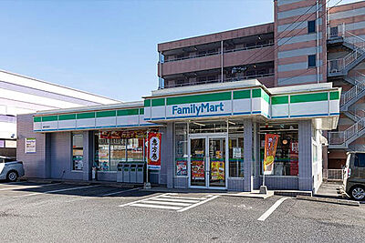 ファミリーマート諫早永昌店 約120m(徒歩2分)