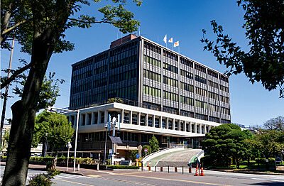 戸田市役所 約870m(徒歩11分)