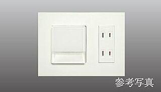 ローレルコート一社駅前 ホーム保安灯