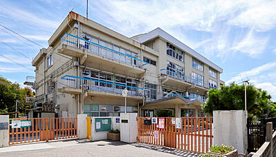 神戸市立東舞子小学校 約860m(徒歩11分)