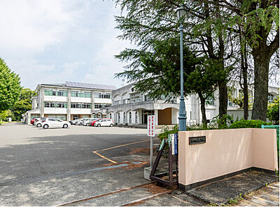静岡市立葵小学校（通学区） 約1,160m (徒歩15分)
