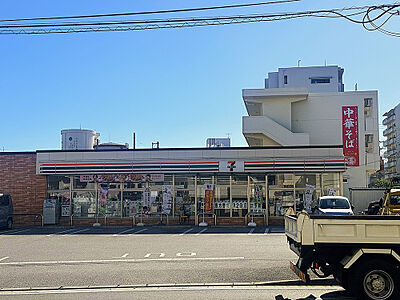 セブンイレブン 琉球大学東口店 約850m(車3分)