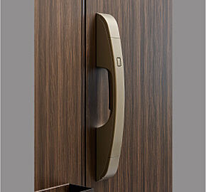 プレサンス ロジェ 姫路パークフロント グリップドアハンドル