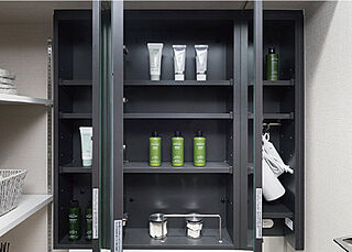 ヴァースクレイシアIDZ千葉 裏面収納付三面鏡