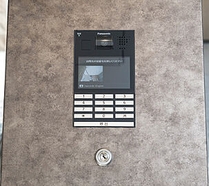 ヴァースクレイシアIDZ千葉 集合玄関機