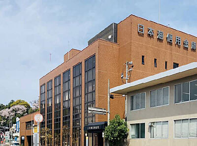 日本海信用金庫本店 約650m(徒歩9分)
