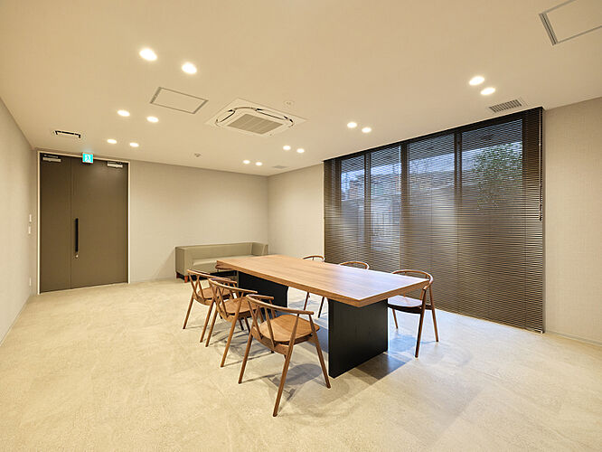 グランドパレス堺上野芝 ザ・グランドガーデン ラウンジ