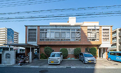 小西医院 約220m（徒歩3分）