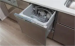 [食器洗い乾燥機] 洗浄から乾燥までコースが選べ、家事の手間を軽減します。