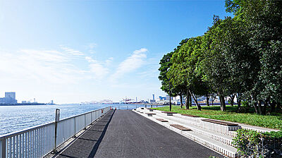 芝浦南ふ頭公園 約480m（徒歩6分）