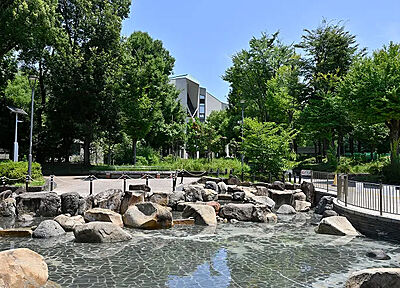 教育の森公園 約720m(徒歩9分)