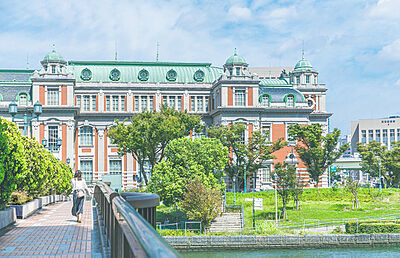 大阪市中央公会堂 約1160m（徒歩15分）2020年9月撮影