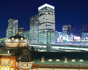 東京駅 ミッド：約3,180m サウス：約3,280m