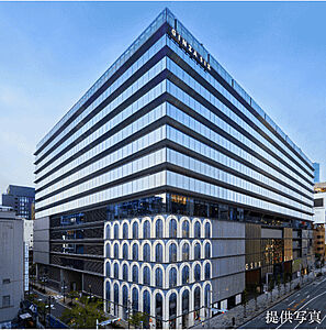 GINZA SIX 約630m(徒歩8分)