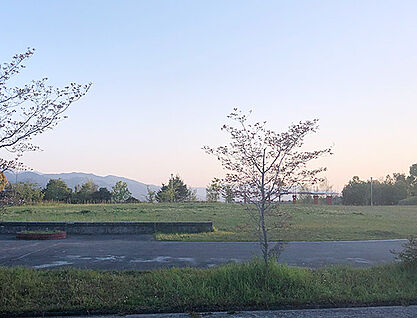 なつみ台近隣公園 約350m