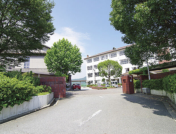 松賀中学校