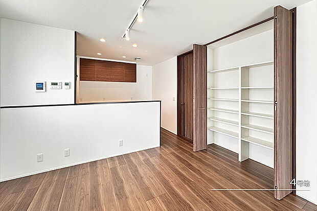 【4号地 リビング】4号地