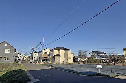1号地 前面道路含む現地写真