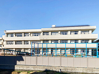 徳島市論田小学校 約580m