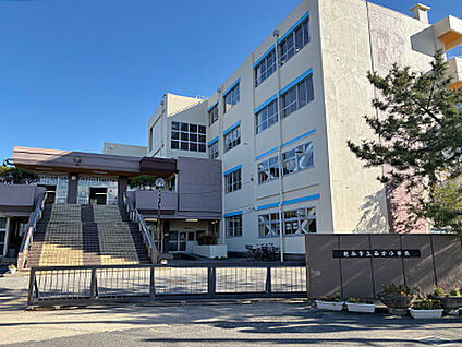 越谷市立西方小学校 約130m