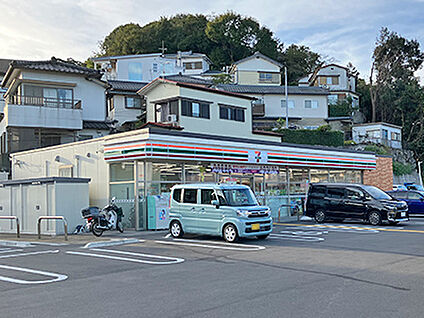 セブンイレブン高知福井店 約450m