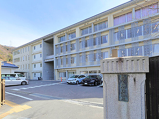 呉市立横路小学校