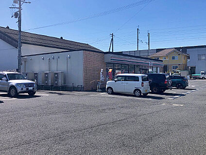 セブンイレブン長野川中島駅前店 約360m