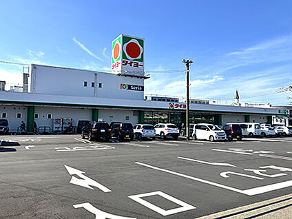 タイヨー桜町店 約530m