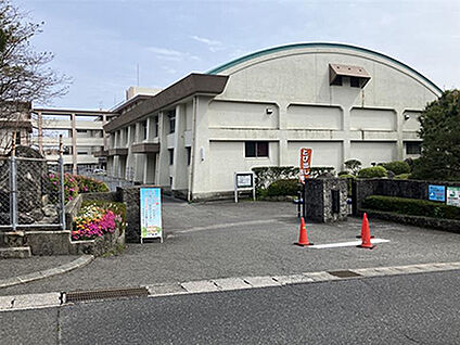 鹿児島市立西谷山小学校 約1390m