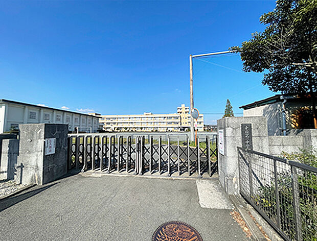 東員第一中学校